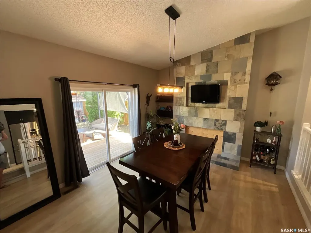10 Mackenzie Crescent Regina SK S4N 5G5