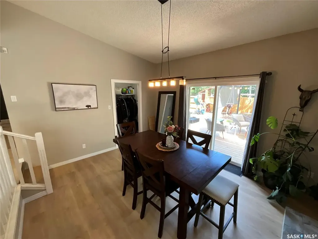 10 Mackenzie Crescent Regina SK S4N 5G5