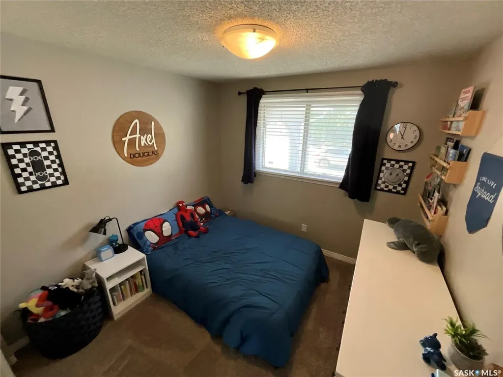 10 Mackenzie Crescent Regina SK S4N 5G5