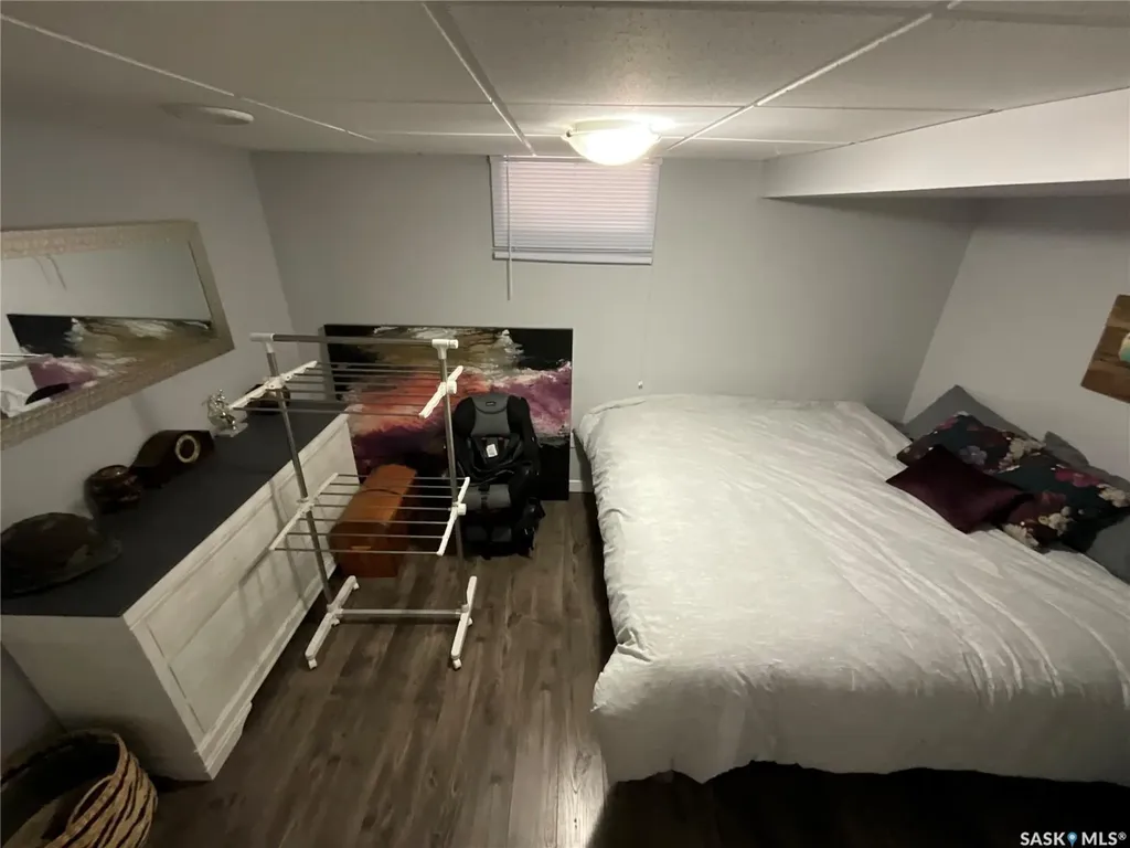 10 Mackenzie Crescent Regina SK S4N 5G5