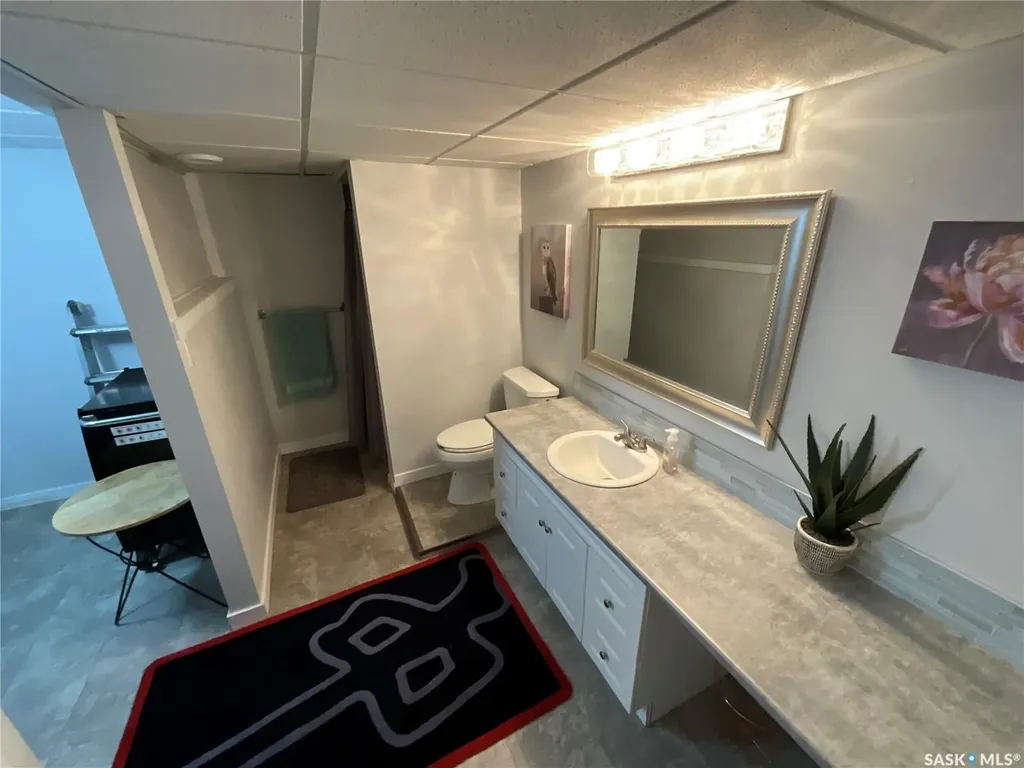10 Mackenzie Crescent Regina SK S4N 5G5