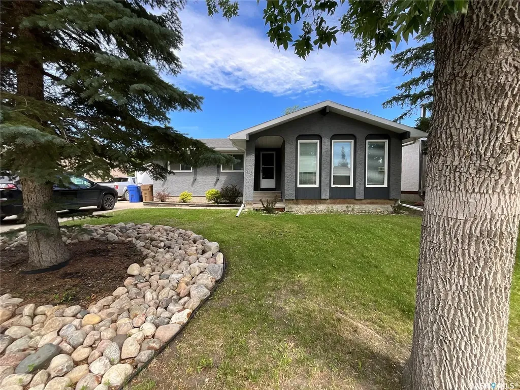 10 Mackenzie Crescent Regina SK S4N 5G5
