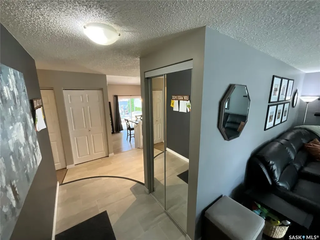 10 Mackenzie Crescent Regina SK S4N 5G5