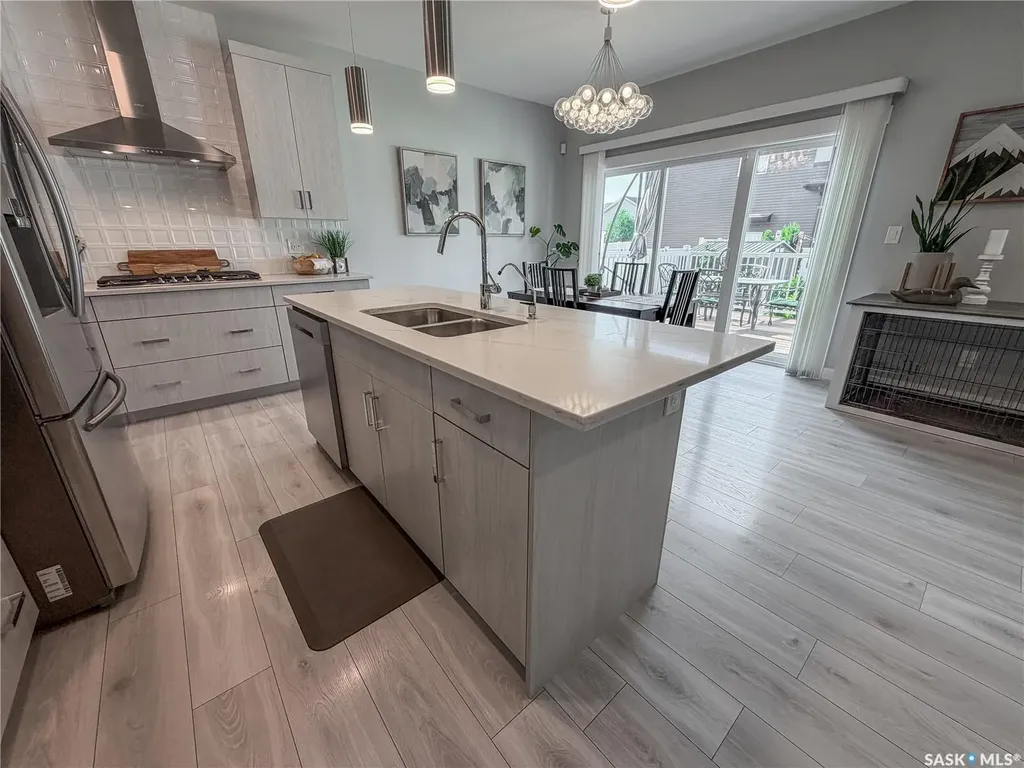 3755 Gee Crescent Regina SK S4V 3P1