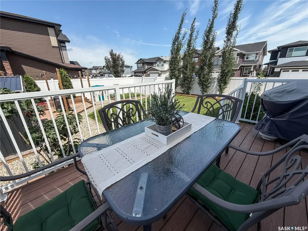 3755 Gee Crescent Regina SK S4V 3P1