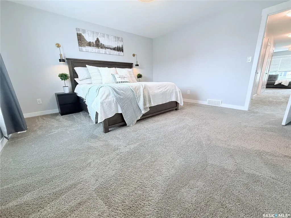 3755 Gee Crescent Regina SK S4V 3P1