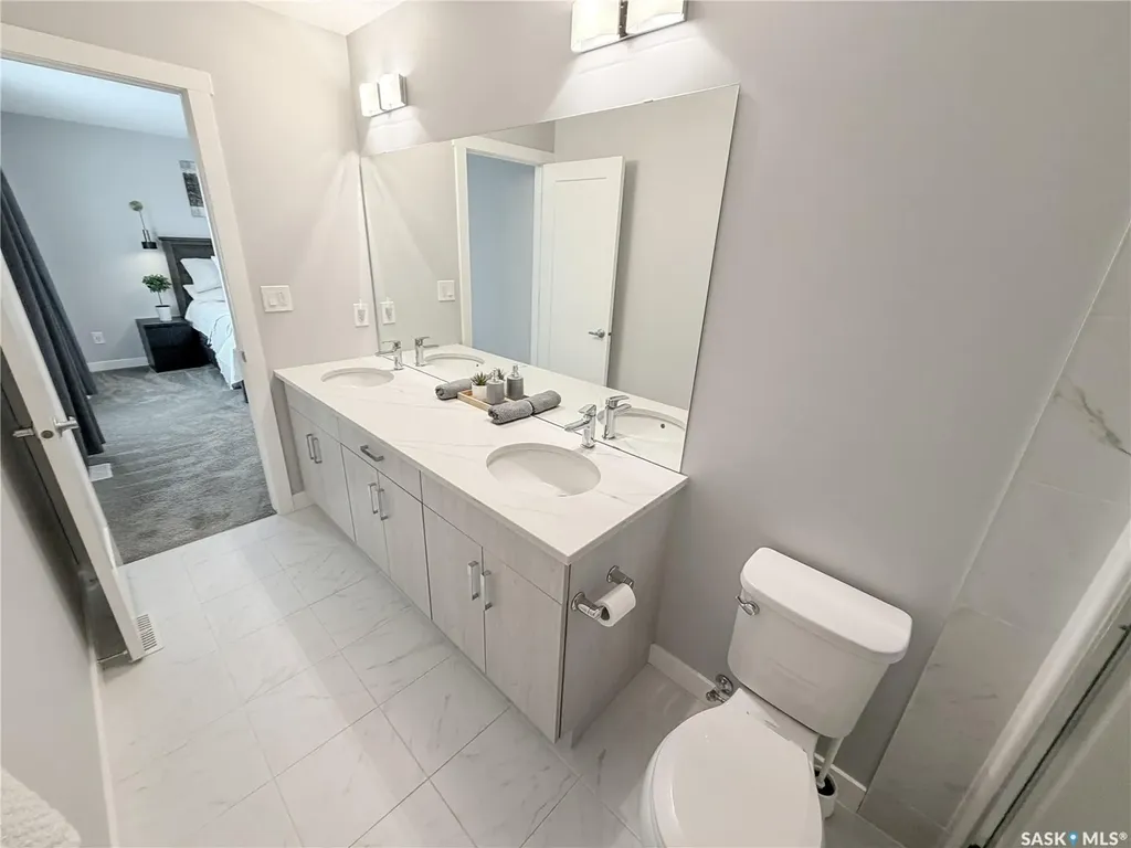 3755 Gee Crescent Regina SK S4V 3P1