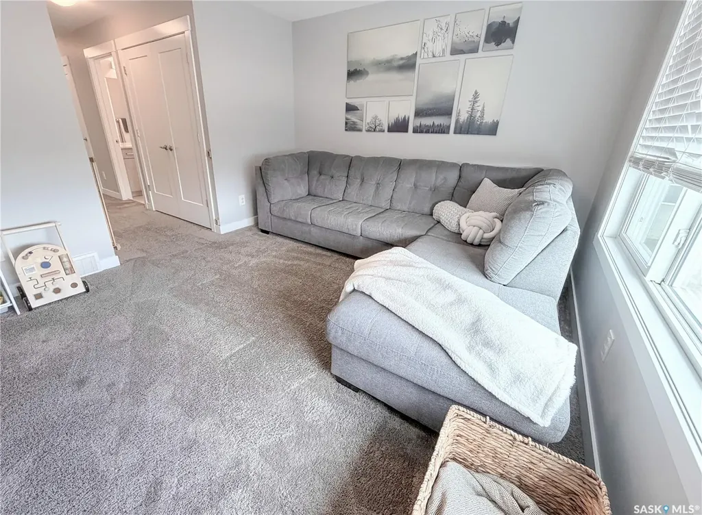 3755 Gee Crescent Regina SK S4V 3P1
