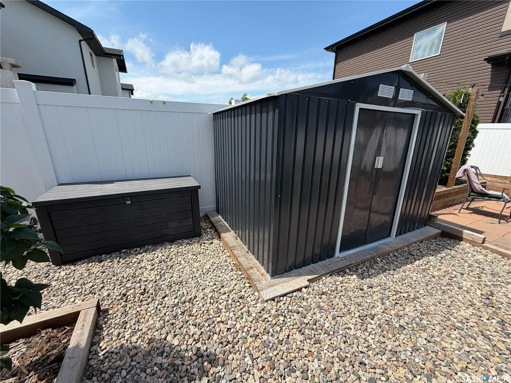 3755 Gee Crescent Regina SK S4V 3P1