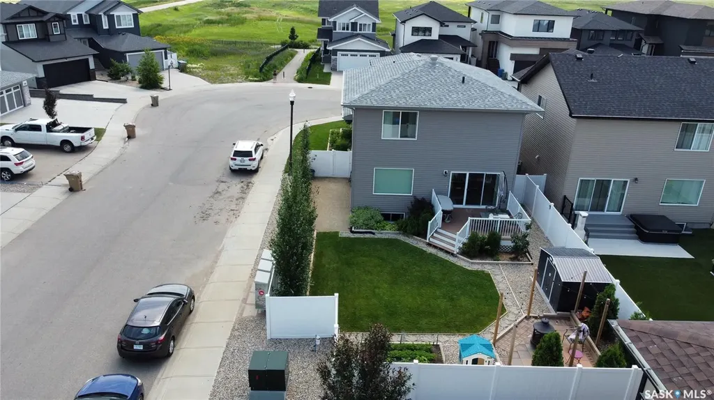 3755 Gee Crescent Regina SK S4V 3P1