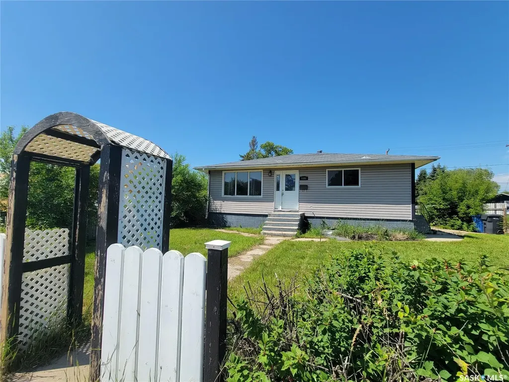 1191 110th Street North Battleford SK S9A 2H5