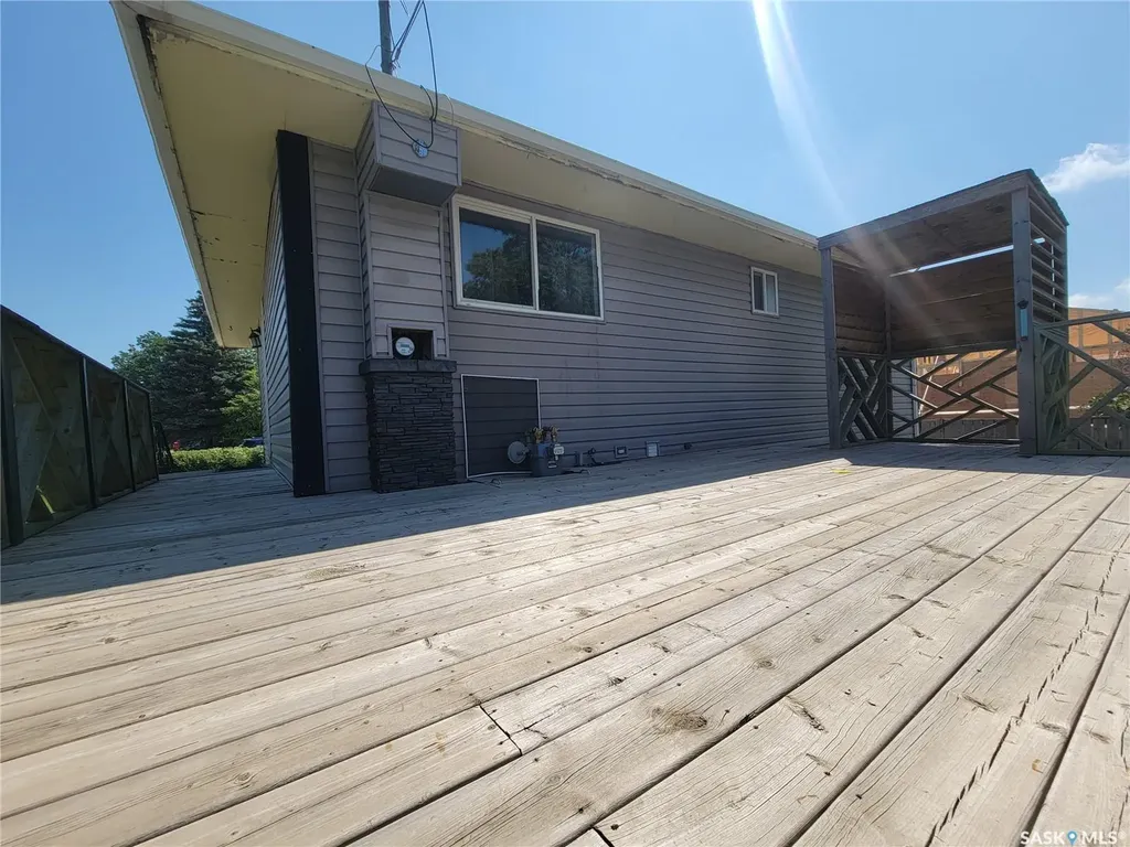 1191 110th Street North Battleford SK S9A 2H5