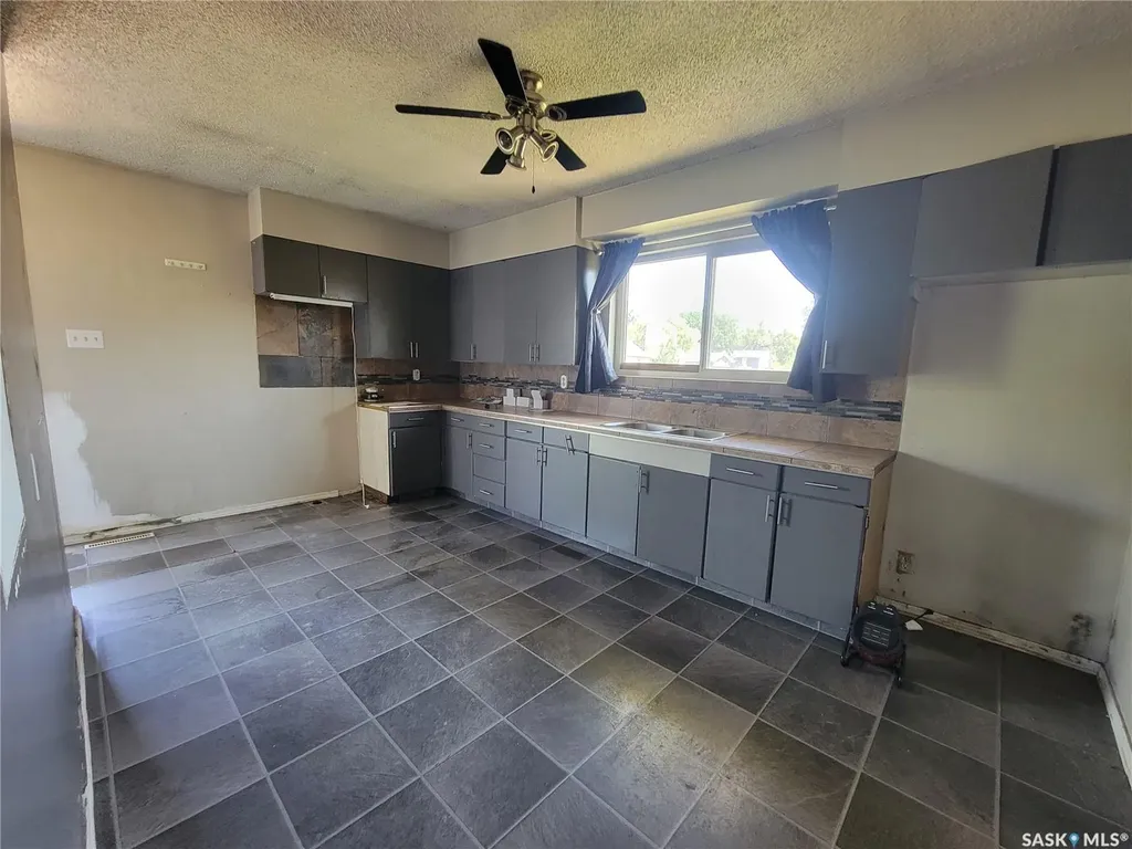 1191 110th Street North Battleford SK S9A 2H5