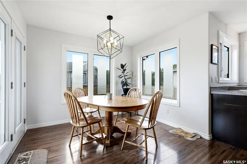 668 Lehrer Crescent Saskatoon SK S7R 0L2