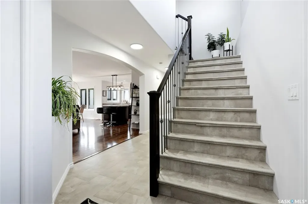 668 Lehrer Crescent Saskatoon SK S7R 0L2
