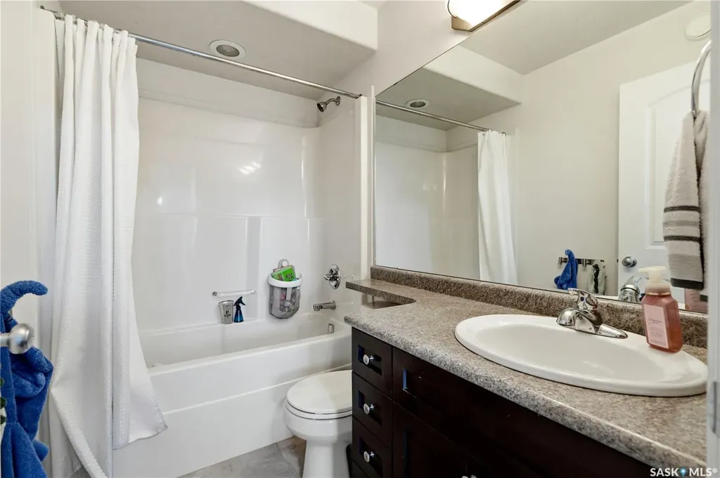 668 Lehrer Crescent Saskatoon SK S7R 0L2