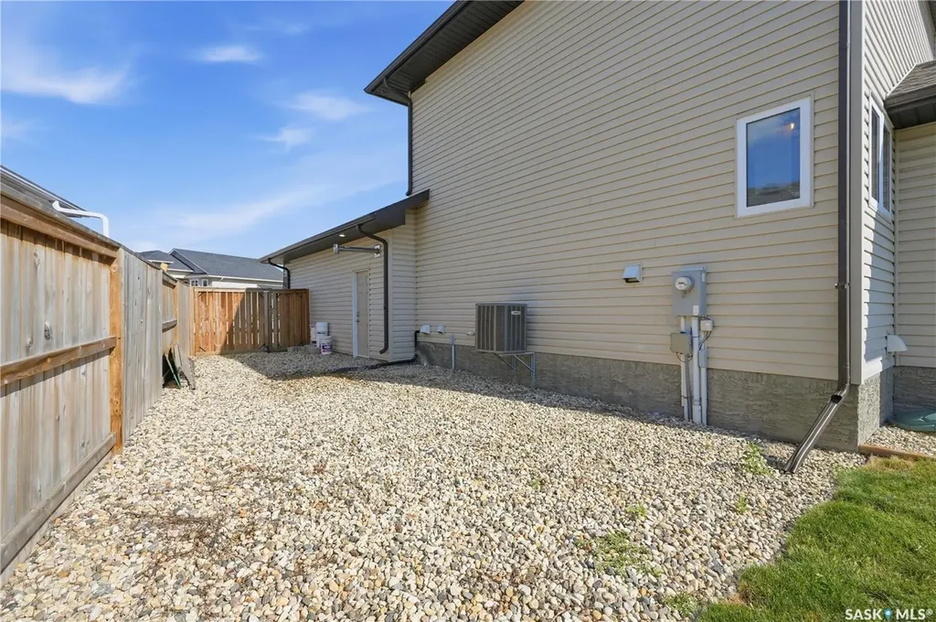 668 Lehrer Crescent Saskatoon SK S7R 0L2