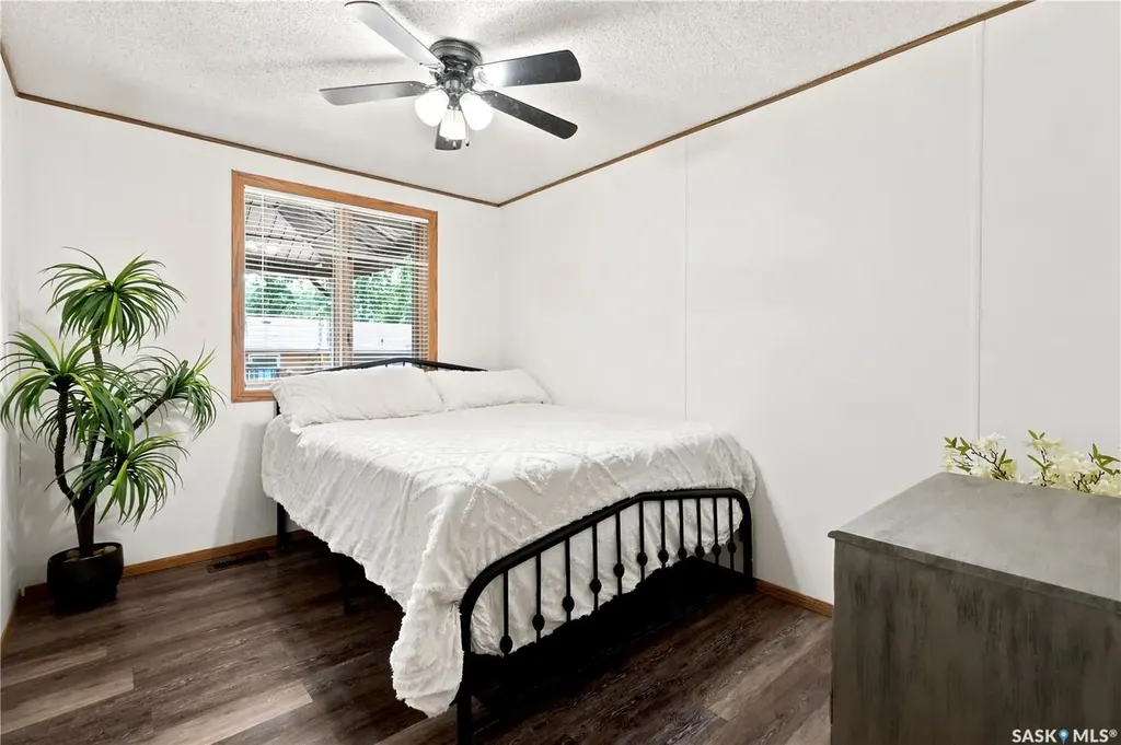 236 Osborne Avenue Regina Beach SK S0G 4C0