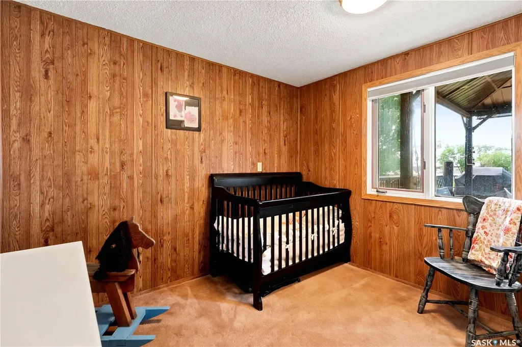 236 Osborne Avenue Regina Beach SK S0G 4C0