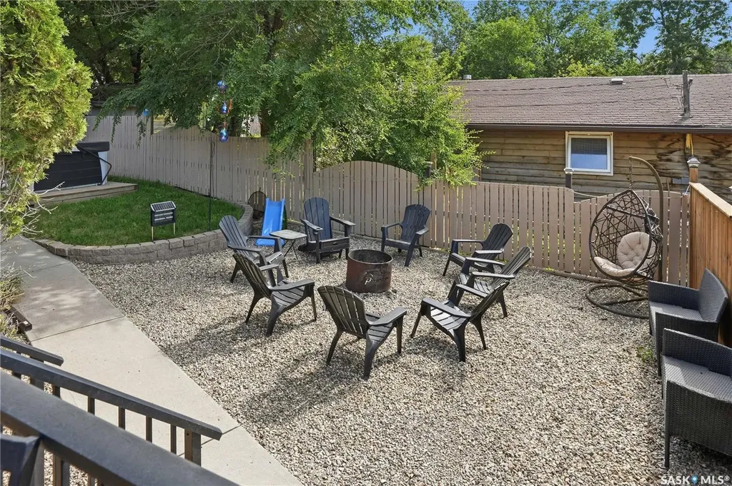 236 Osborne Avenue Regina Beach SK S0G 4C0