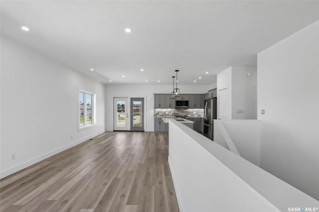 801 Kerr Cove Prince Albert SK S6W 0A6