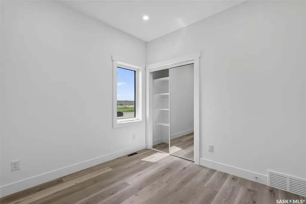 801 Kerr Cove Prince Albert SK S6W 0A6