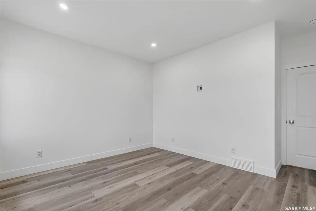 801 Kerr Cove Prince Albert SK S6W 0A6