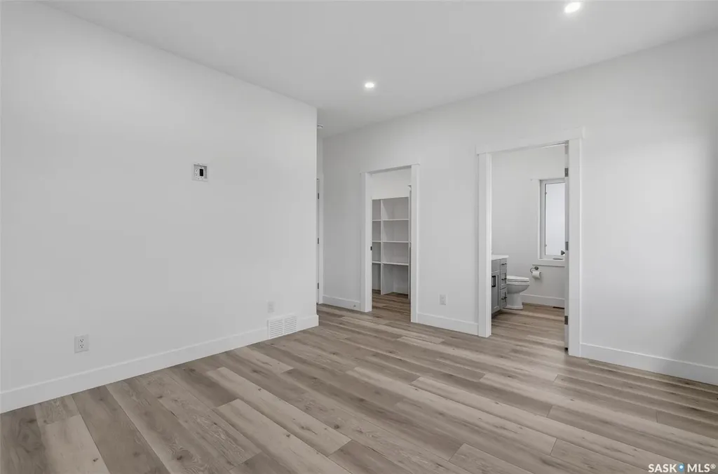 801 Kerr Cove Prince Albert SK S6W 0A6