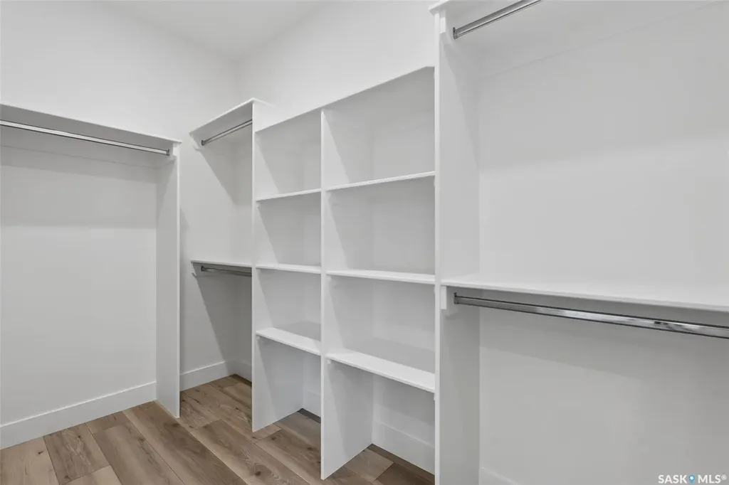 801 Kerr Cove Prince Albert SK S6W 0A6