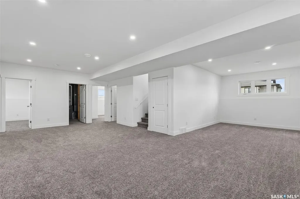 801 Kerr Cove Prince Albert SK S6W 0A6