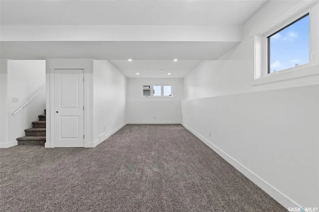 801 Kerr Cove Prince Albert SK S6W 0A6
