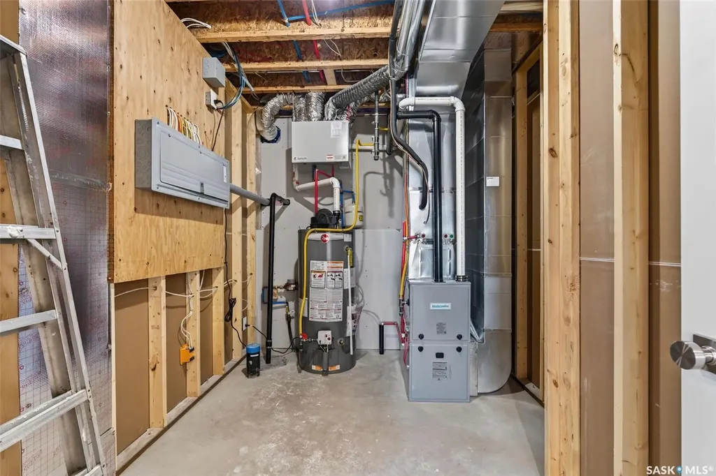 801 Kerr Cove Prince Albert SK S6W 0A6