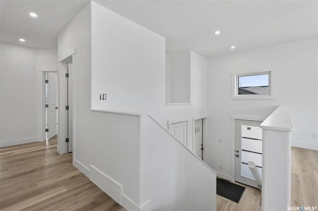 801 Kerr Cove Prince Albert SK S6W 0A6