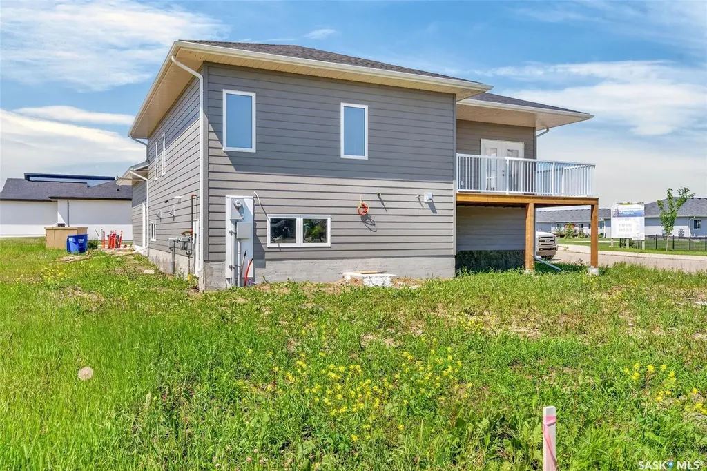 801 Kerr Cove Prince Albert SK S6W 0A6