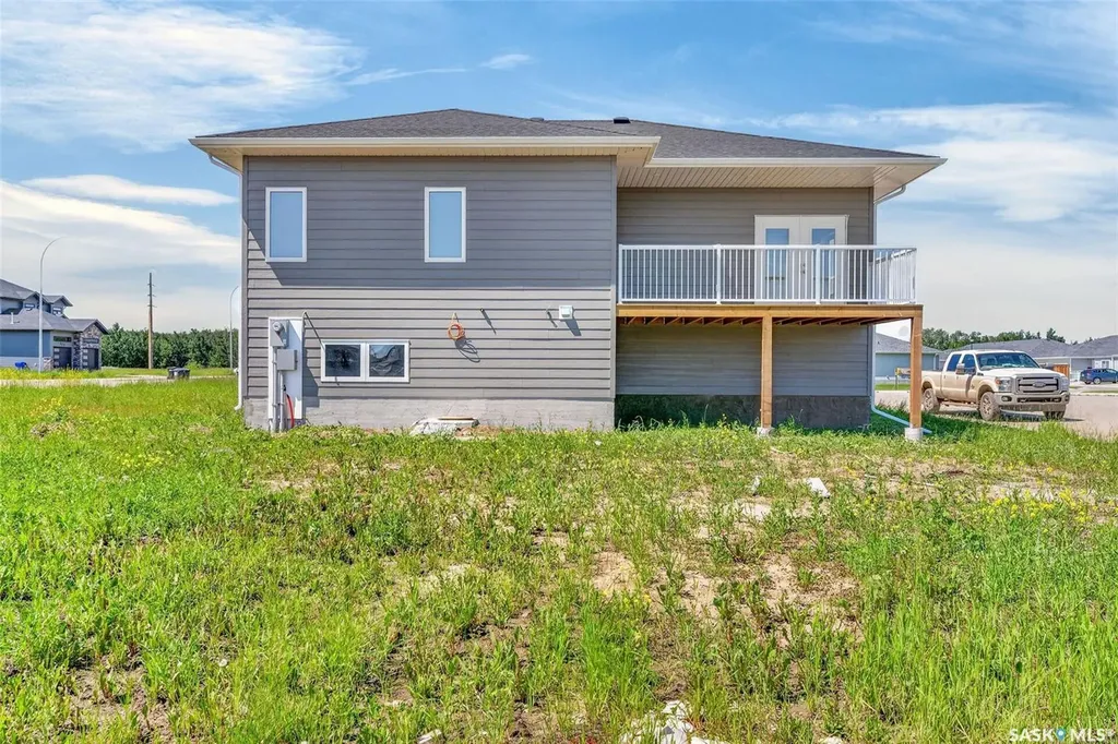 801 Kerr Cove Prince Albert SK S6W 0A6