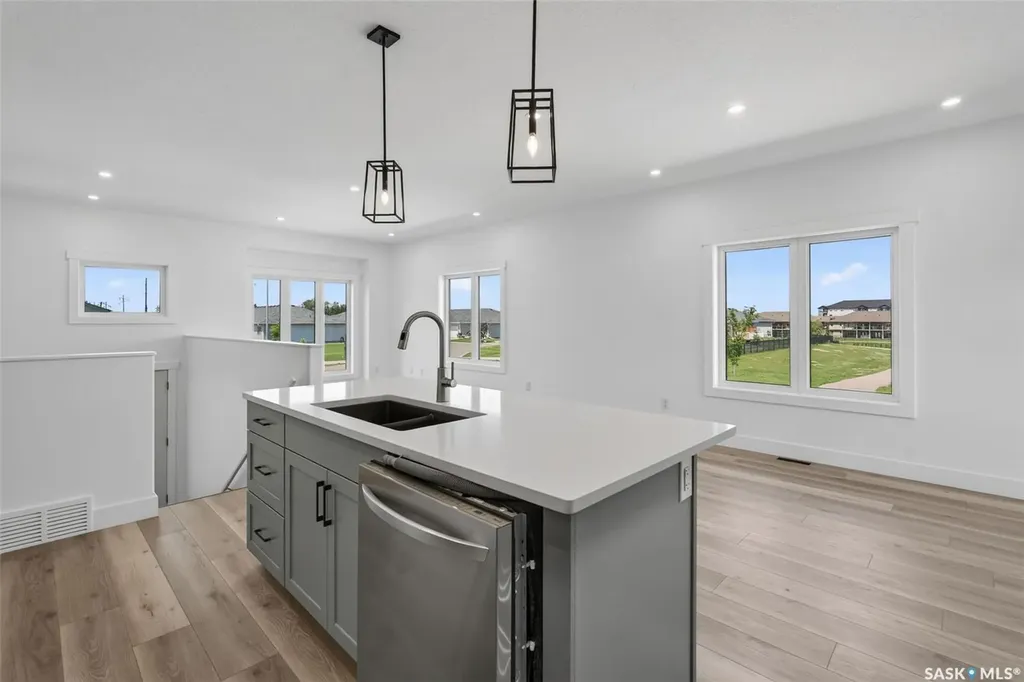 801 Kerr Cove Prince Albert SK S6W 0A6