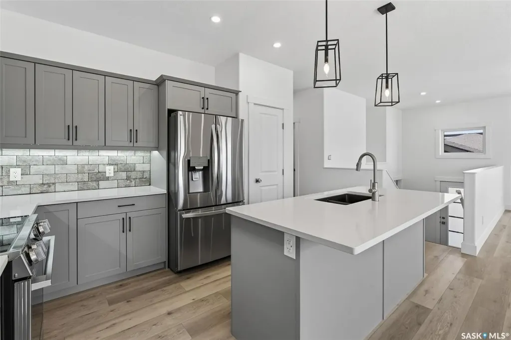 801 Kerr Cove Prince Albert SK S6W 0A6