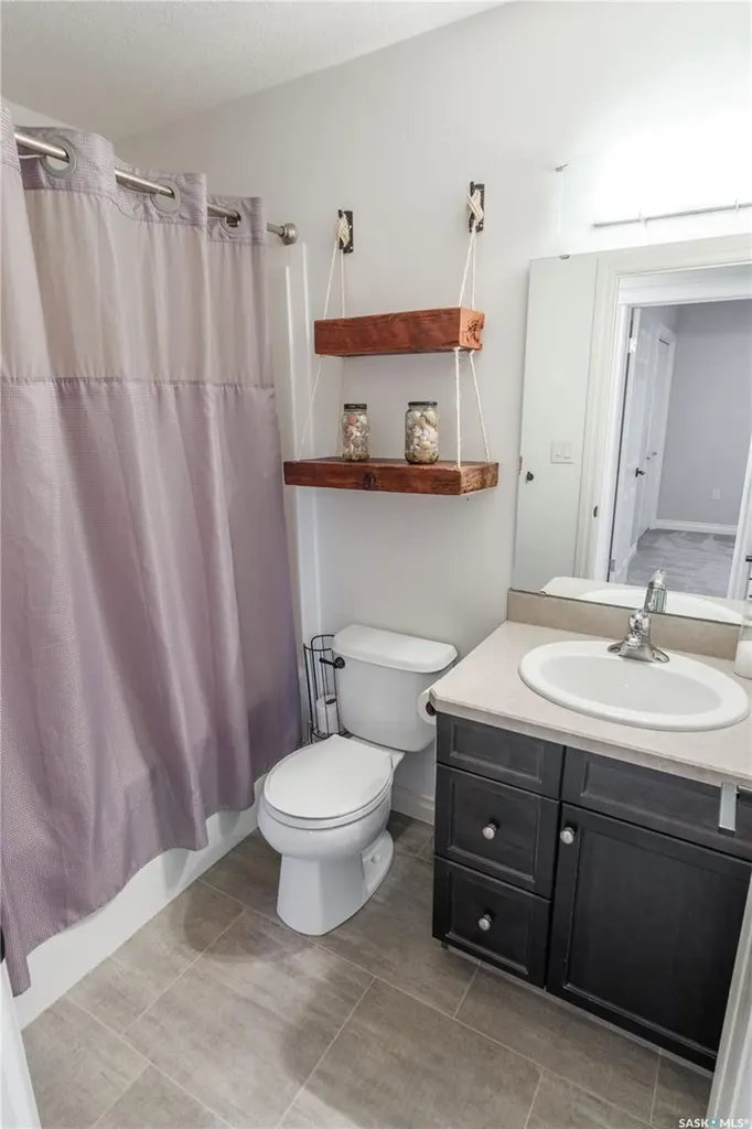 4826 Ellard Way Regina SK S4X 4T2