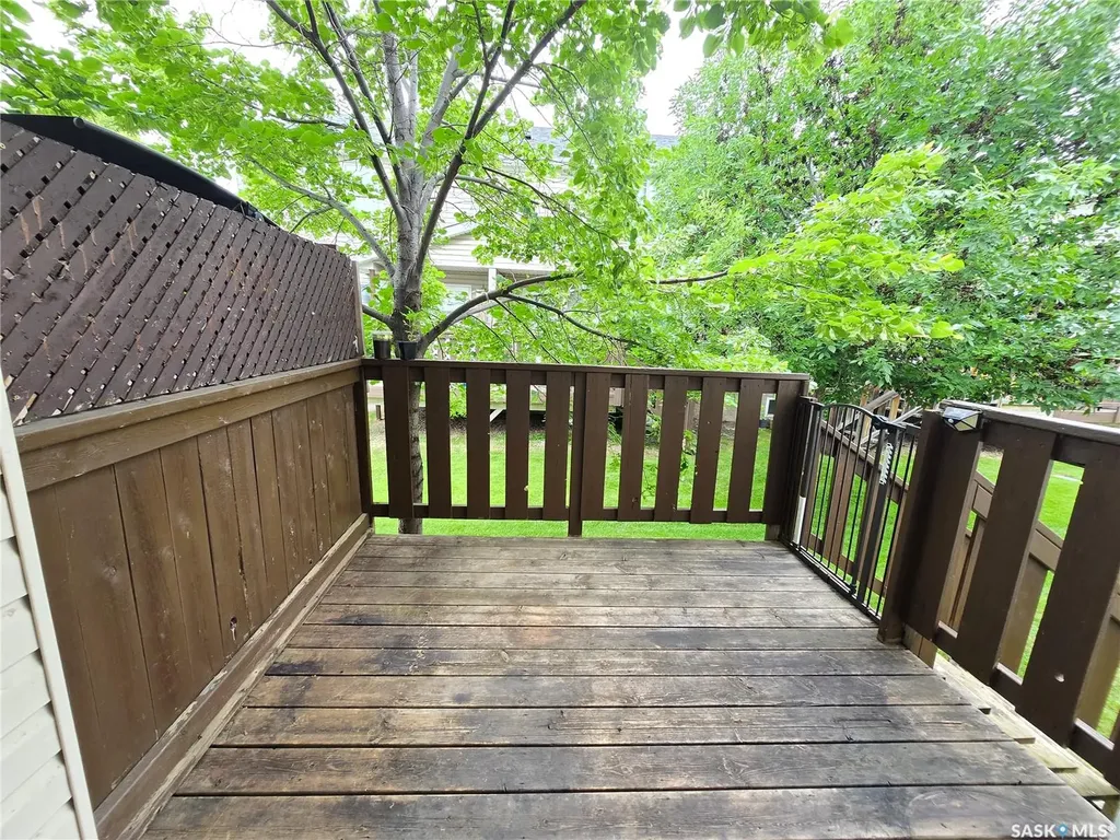 210 Camponi Place Saskatoon SK S7M 1J7