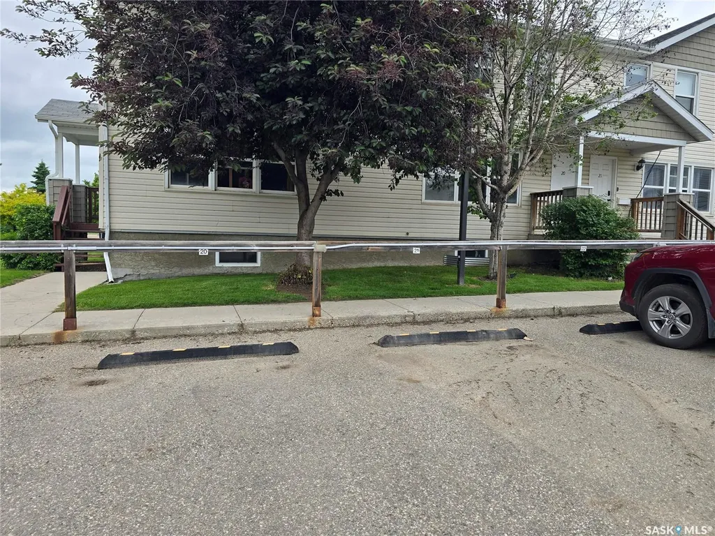 210 Camponi Place Saskatoon SK S7M 1J7