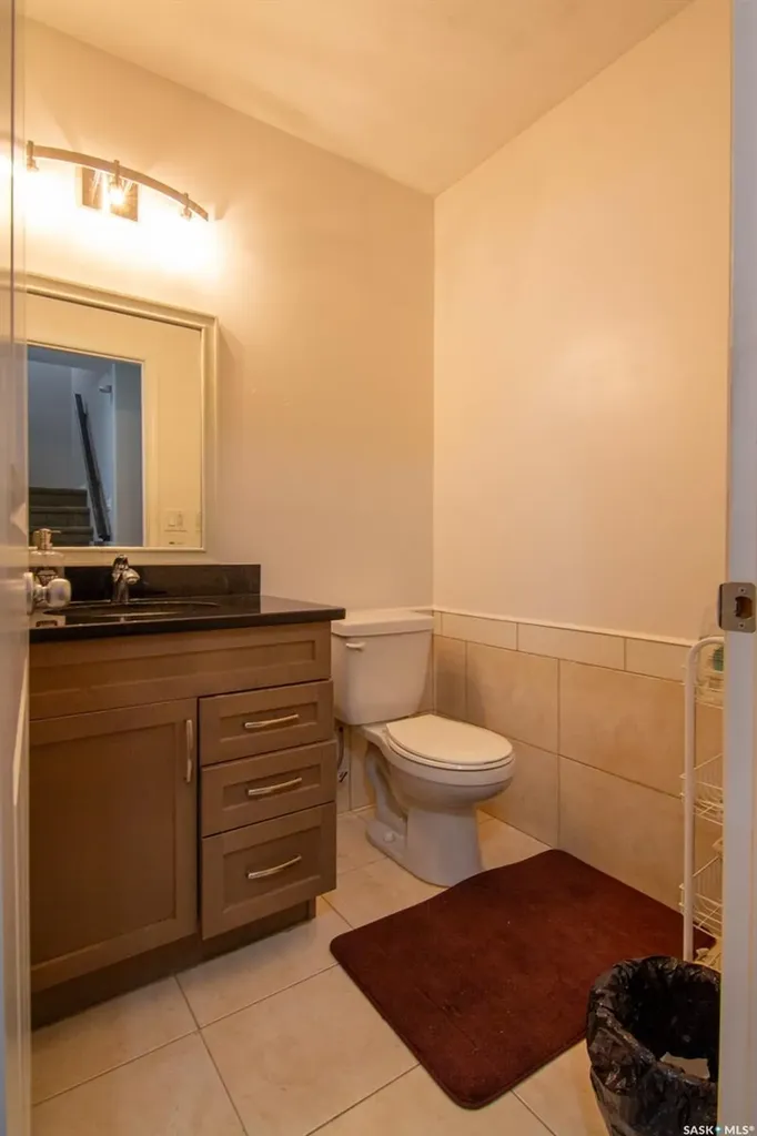 1031 O Avenue S Saskatoon SK S7M 2T1