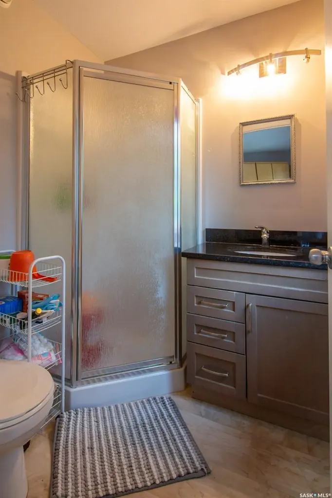 1031 O Avenue S Saskatoon SK S7M 2T1