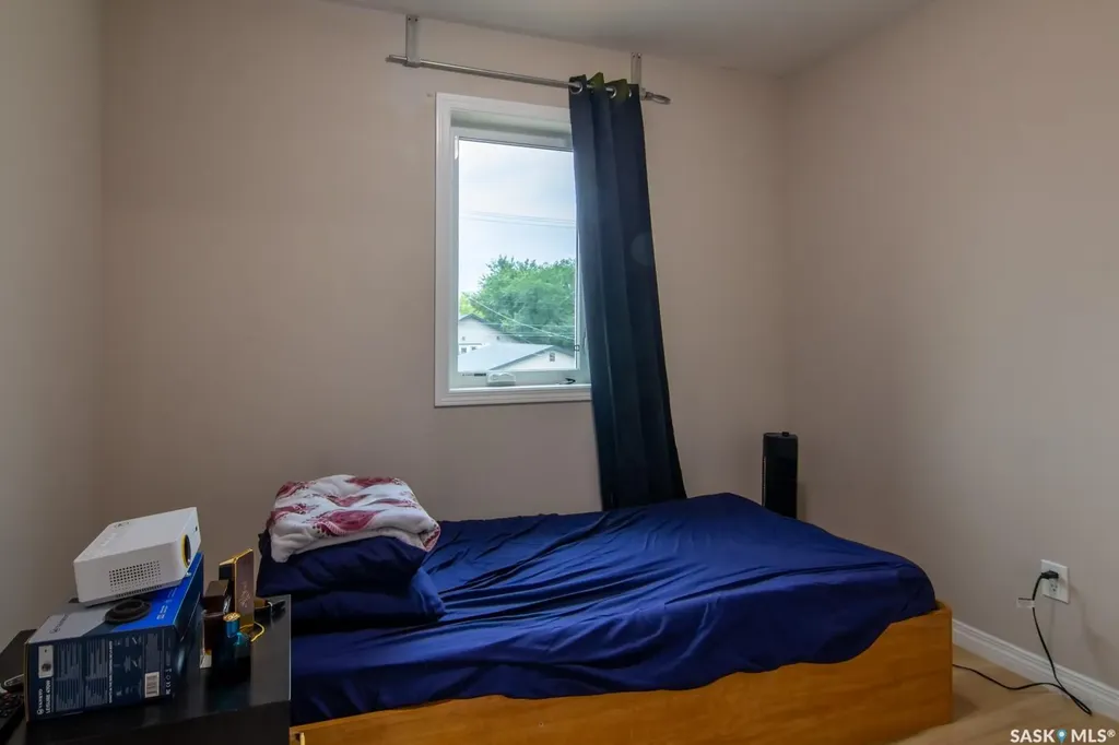 1031 O Avenue S Saskatoon SK S7M 2T1