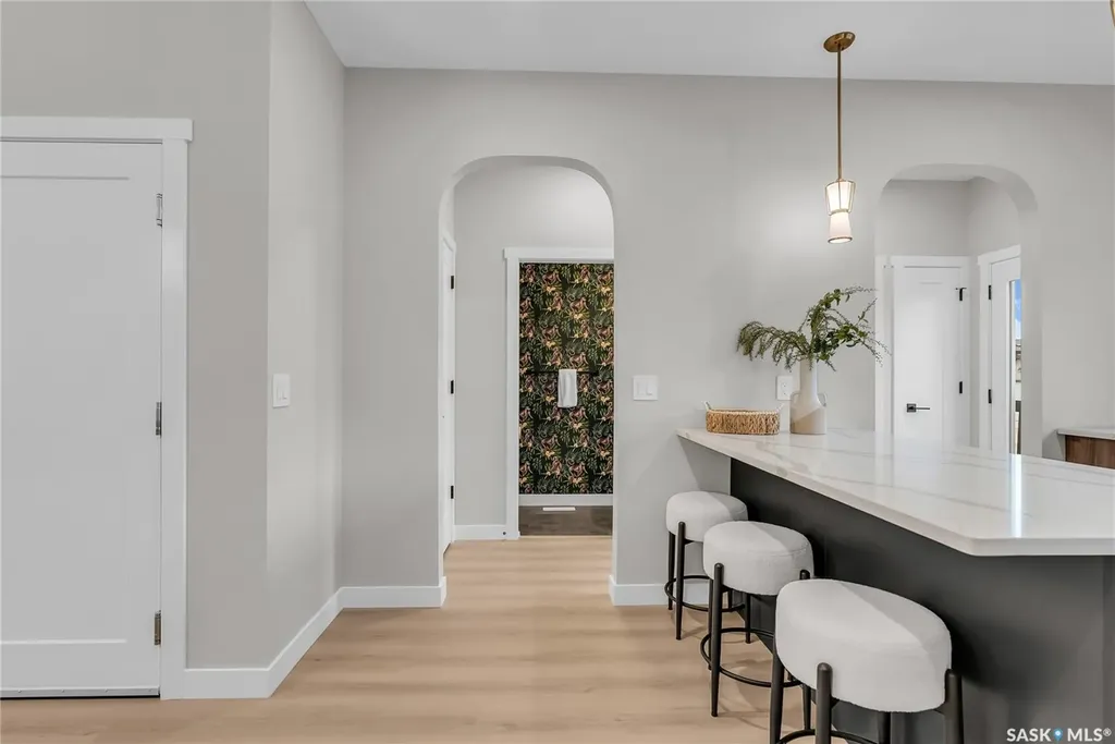 110 Amisk Way Saskatoon SK S7V 1W5