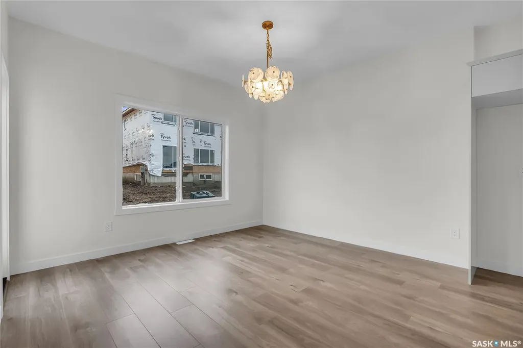 119 Amisk Way Saskatoon SK S7V 1W5