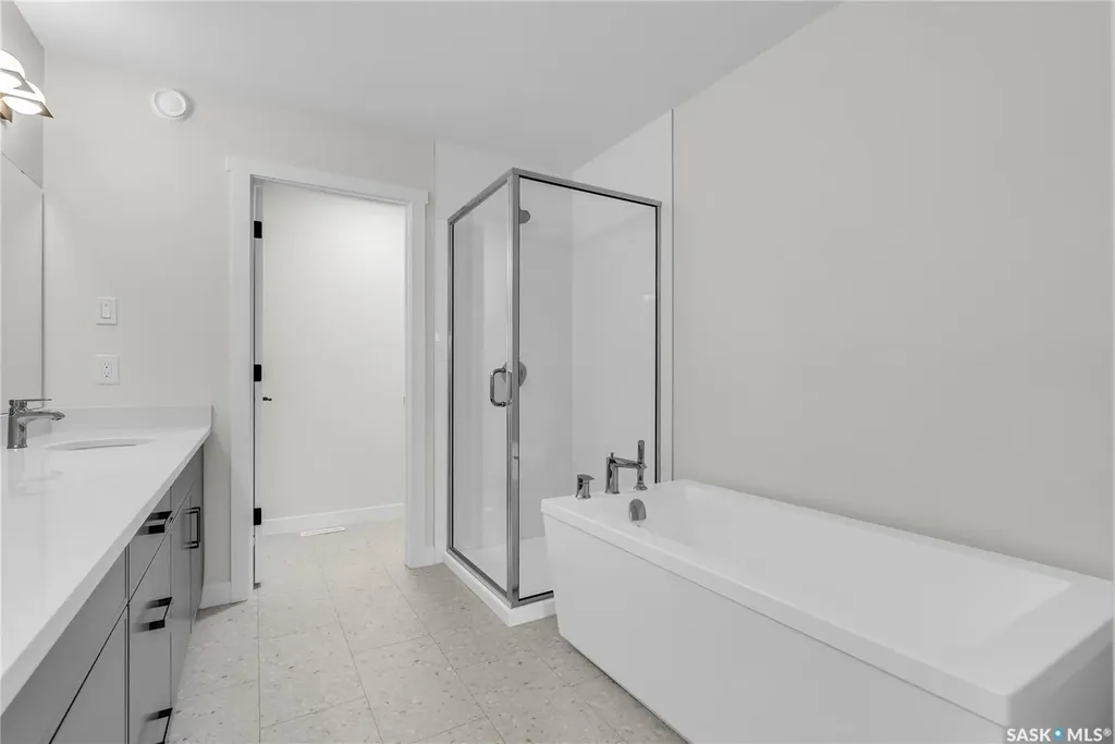 119 Amisk Way Saskatoon SK S7V 1W5