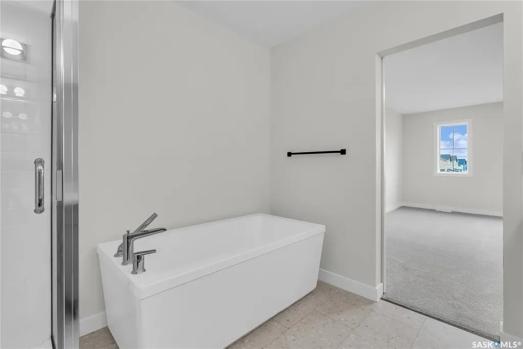 119 Amisk Way Saskatoon SK S7V 1W5