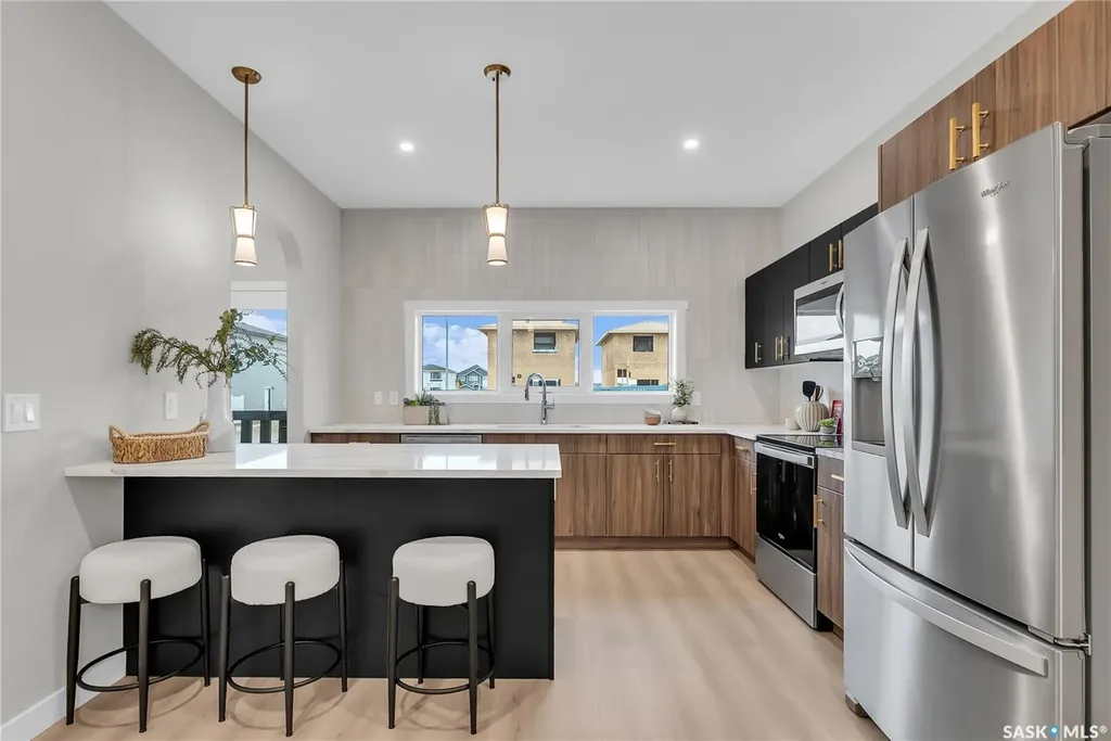 106 Amisk Way Saskatoon SK S7V 1W5