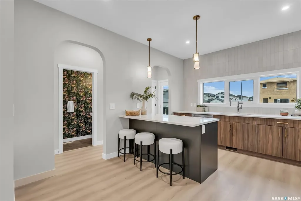 106 Amisk Way Saskatoon SK S7V 1W5