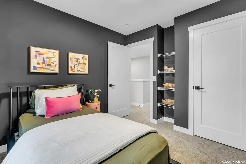 106 Amisk Way Saskatoon SK S7V 1W5